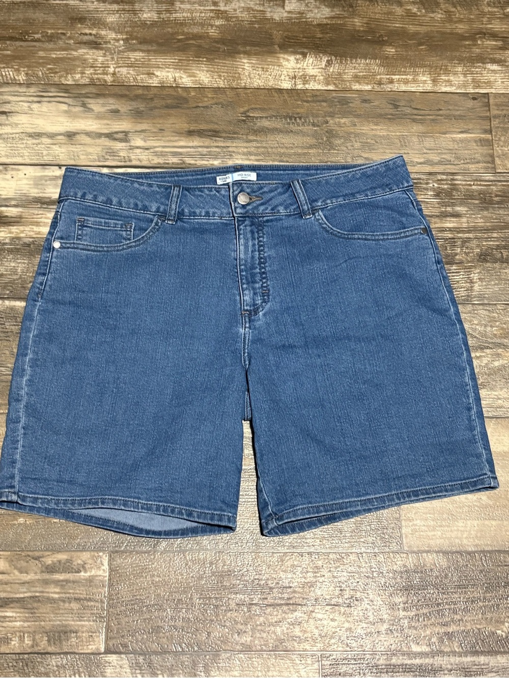 Riders by Lee Women's Medium Blue Denim Shorts